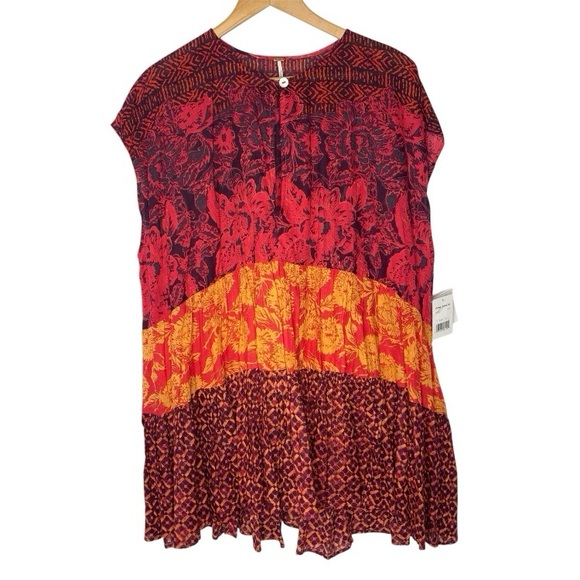 FREE PEOPLE Gotta Have You Key Hole Neckline Flowy Boho Top Tunic Size Large NEW - Picture 2 of 3